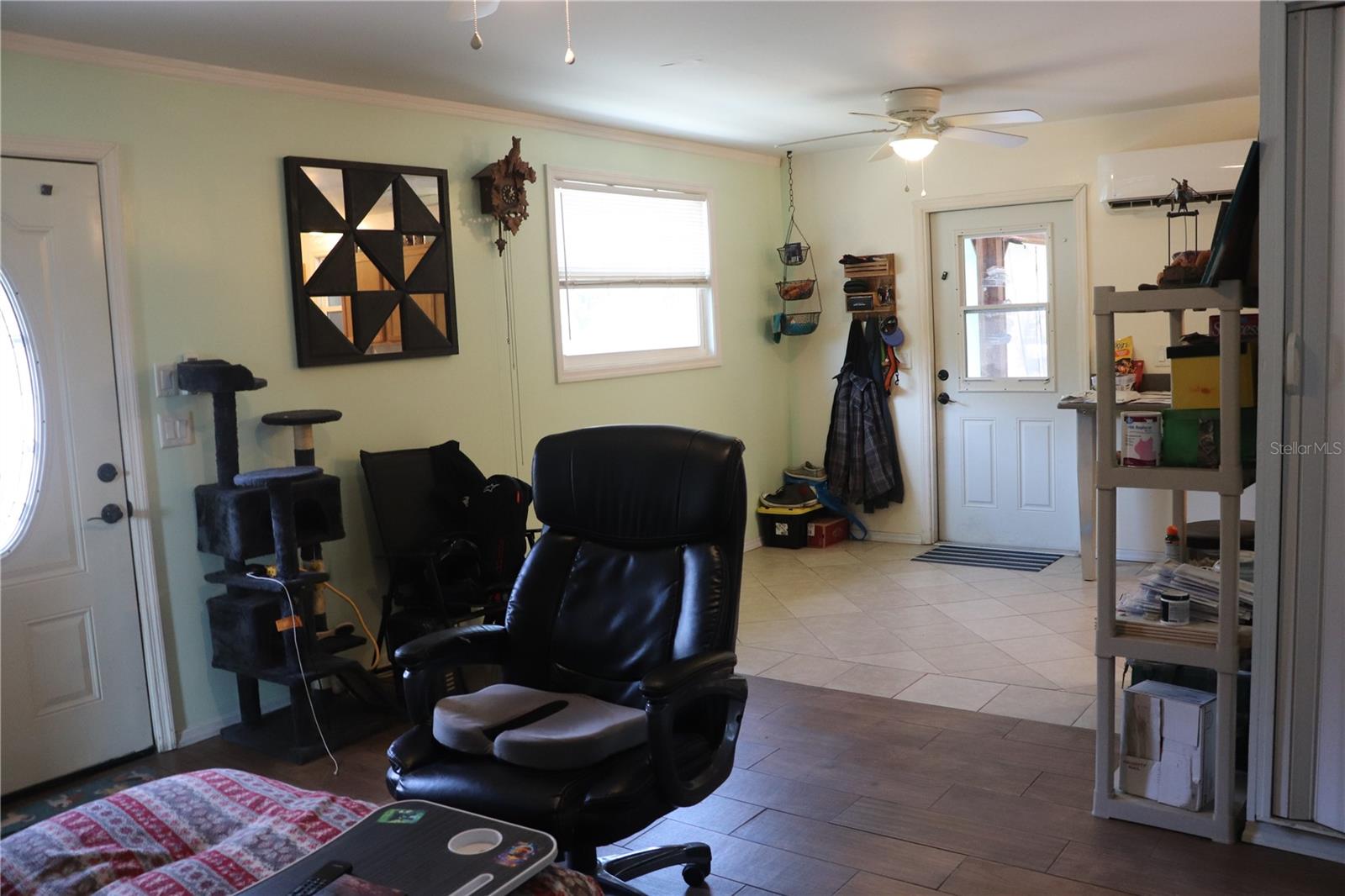 Image 22 of 35 For 19511 110th Avenue