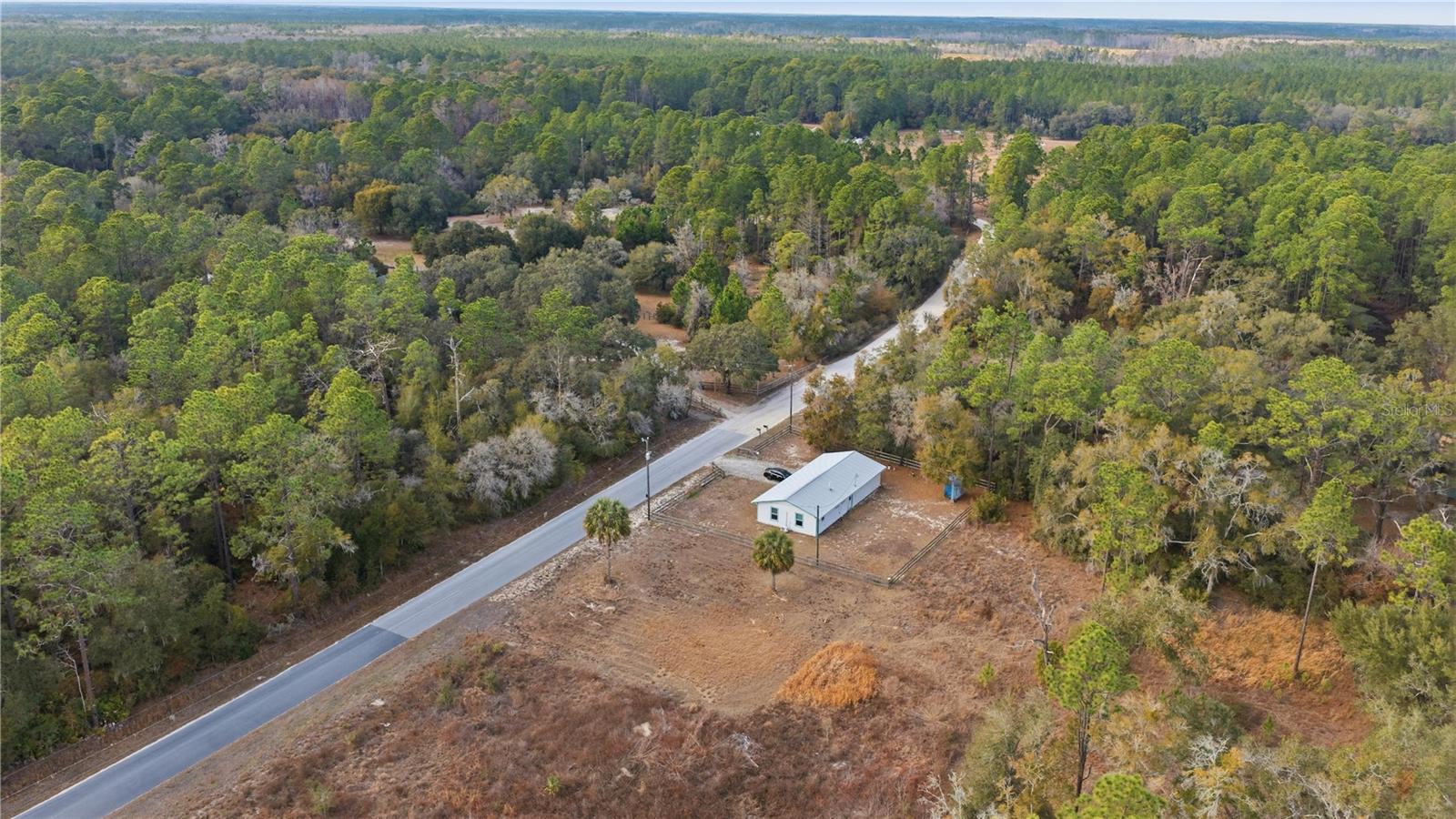 Image 23 of 35 For 19511 110th Avenue