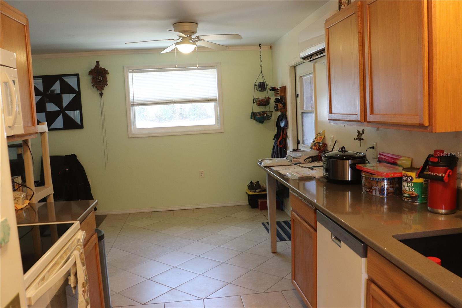 Image 7 of 35 For 19511 110th Avenue