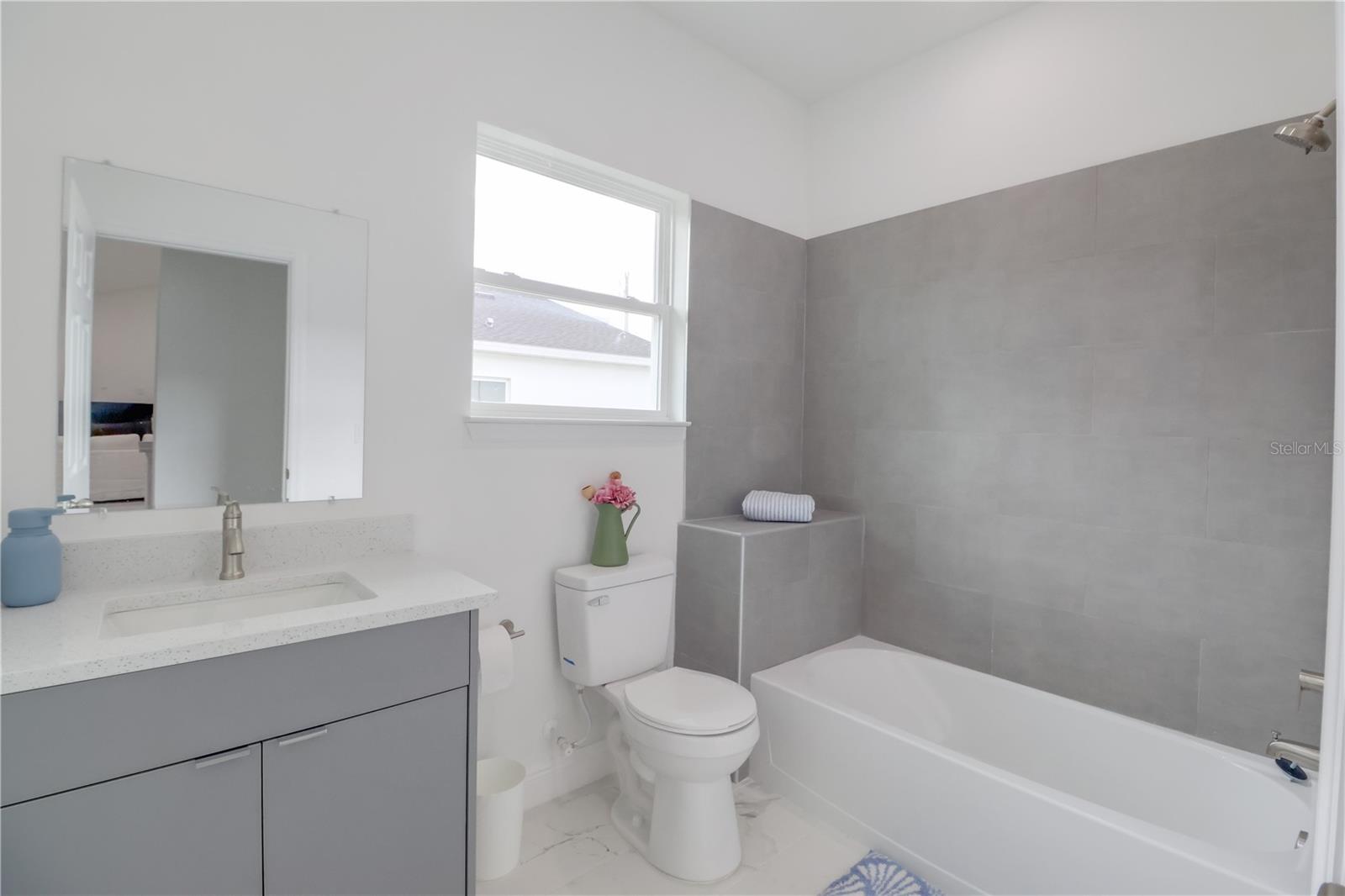 Image 12 of 15 For 511 Marion Oaks Lane