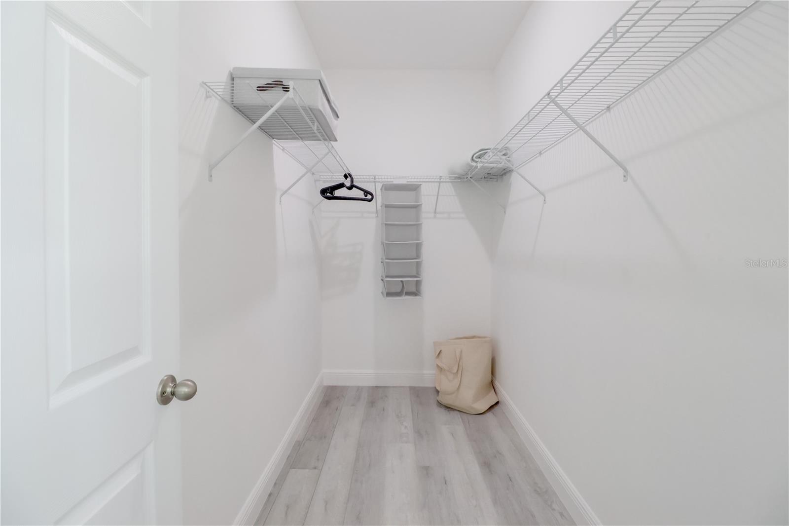 Image 3 of 15 For 511 Marion Oaks Lane