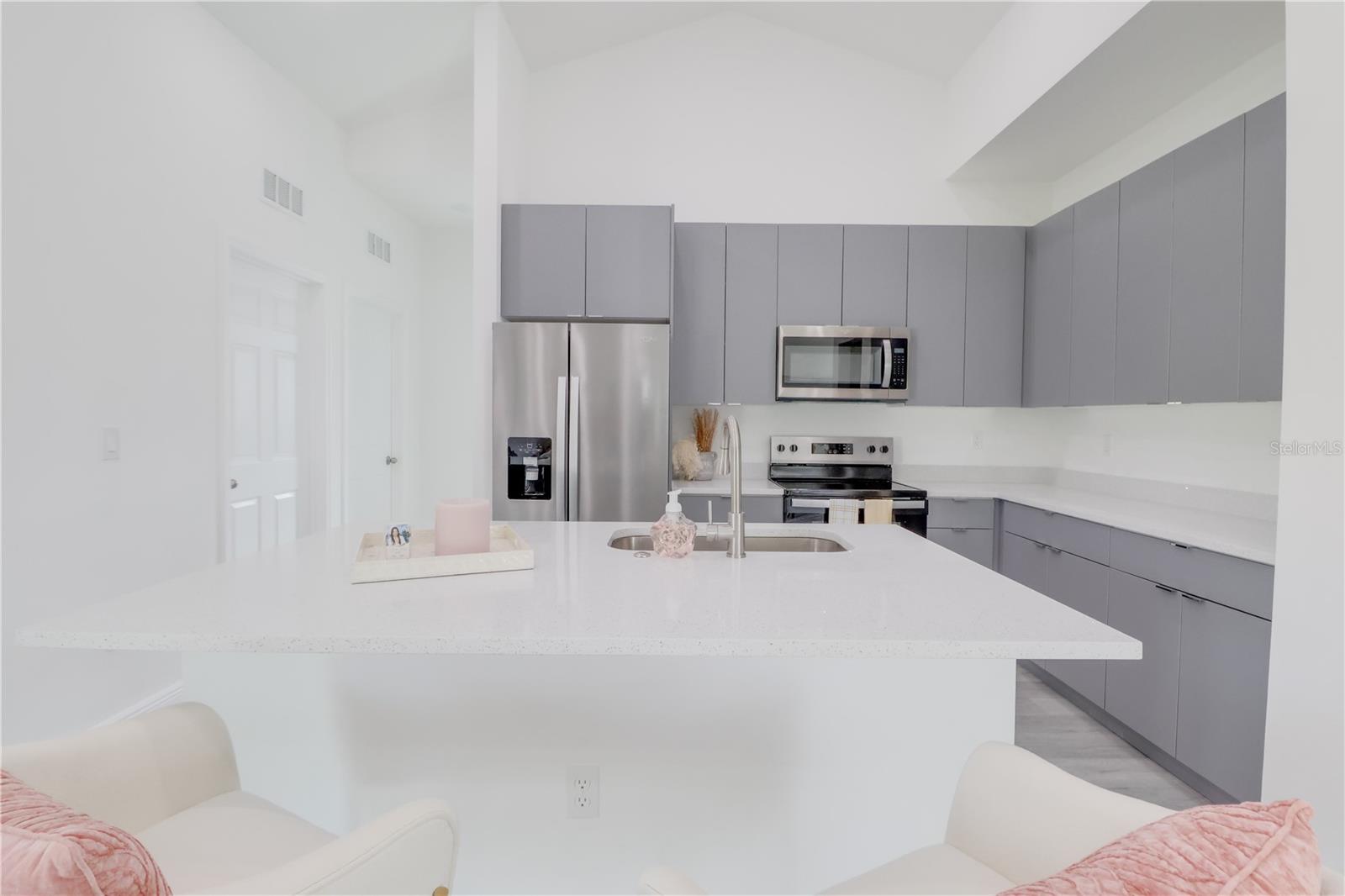 Image 8 of 15 For 511 Marion Oaks Lane