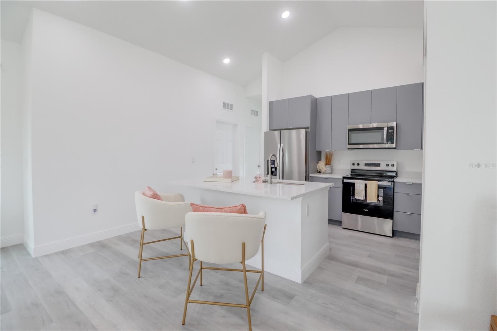 Image 9 of 15 For 511 Marion Oaks Lane