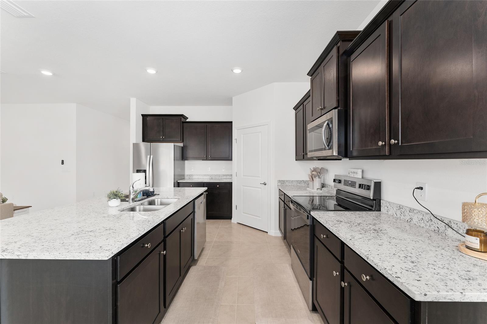 Image 13 of 58 For 4086 48th Terrace Road