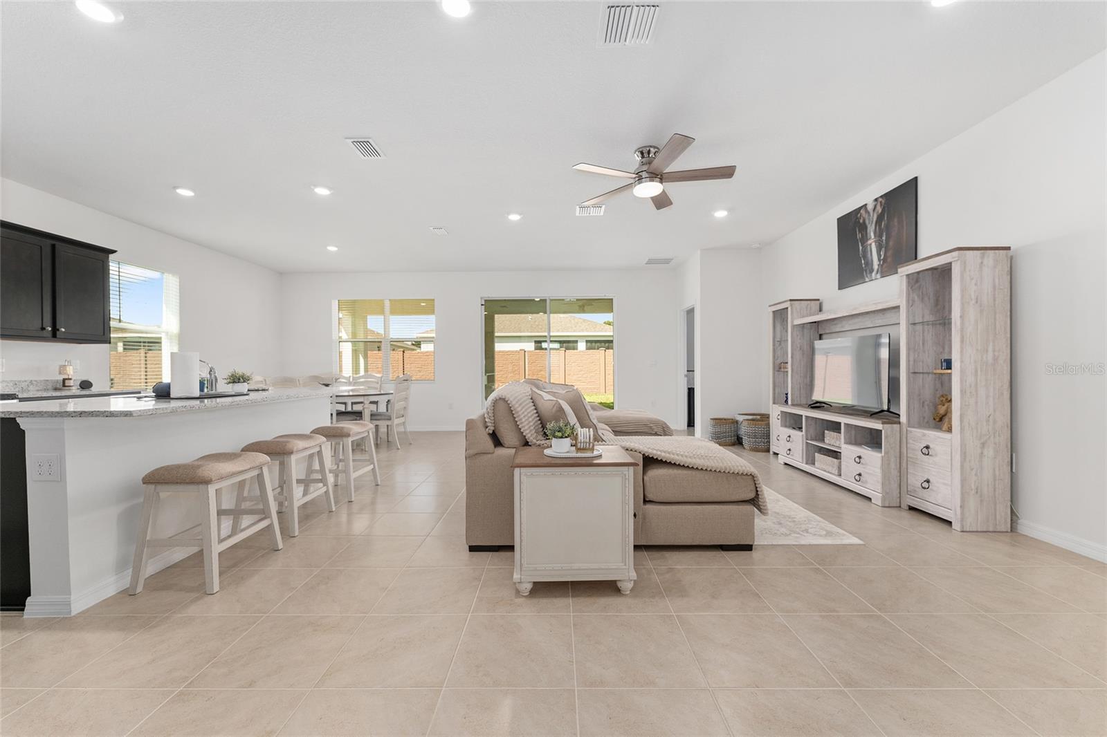 Image 20 of 58 For 4086 48th Terrace Road