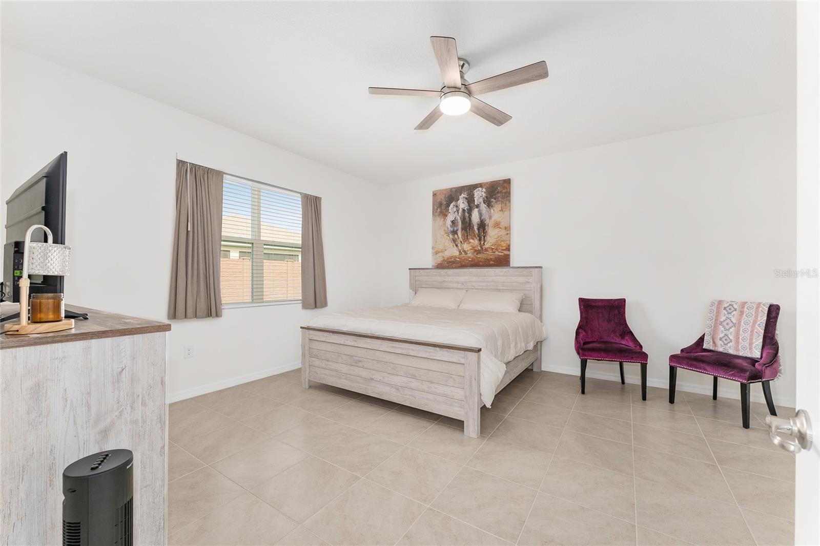 Image 26 of 58 For 4086 48th Terrace Road