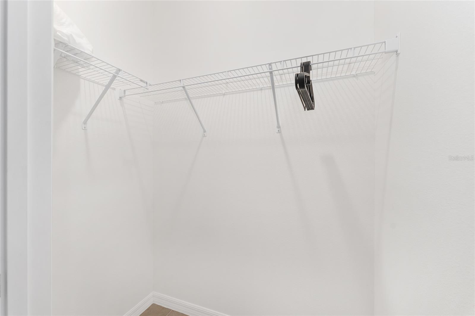 Image 39 of 58 For 4086 48th Terrace Road