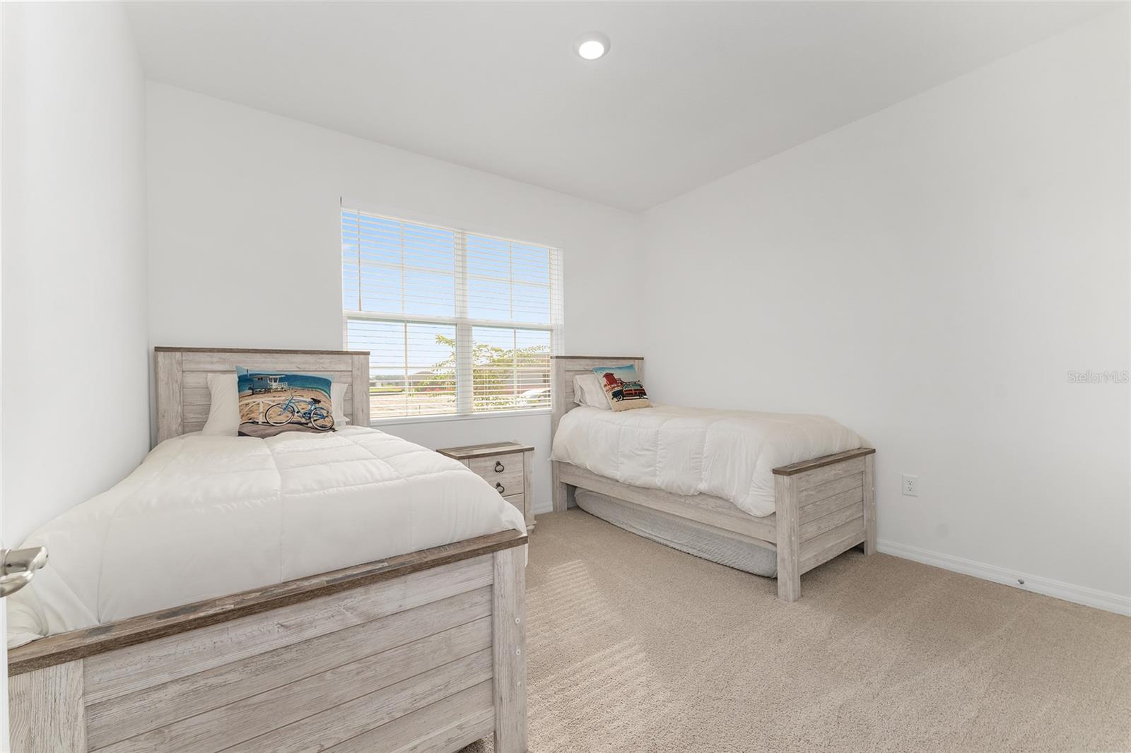 Image 42 of 58 For 4086 48th Terrace Road