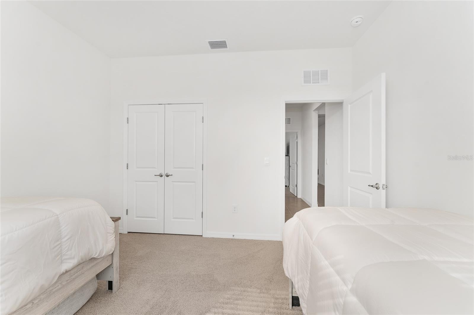 Image 44 of 58 For 4086 48th Terrace Road