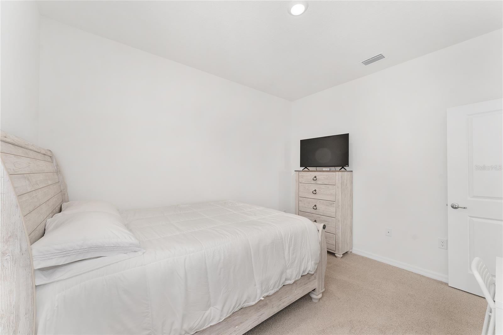 Image 48 of 58 For 4086 48th Terrace Road