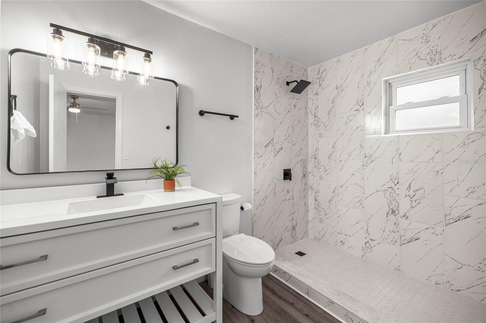 Image 14 of 36 For 5 Bahia Court Trace