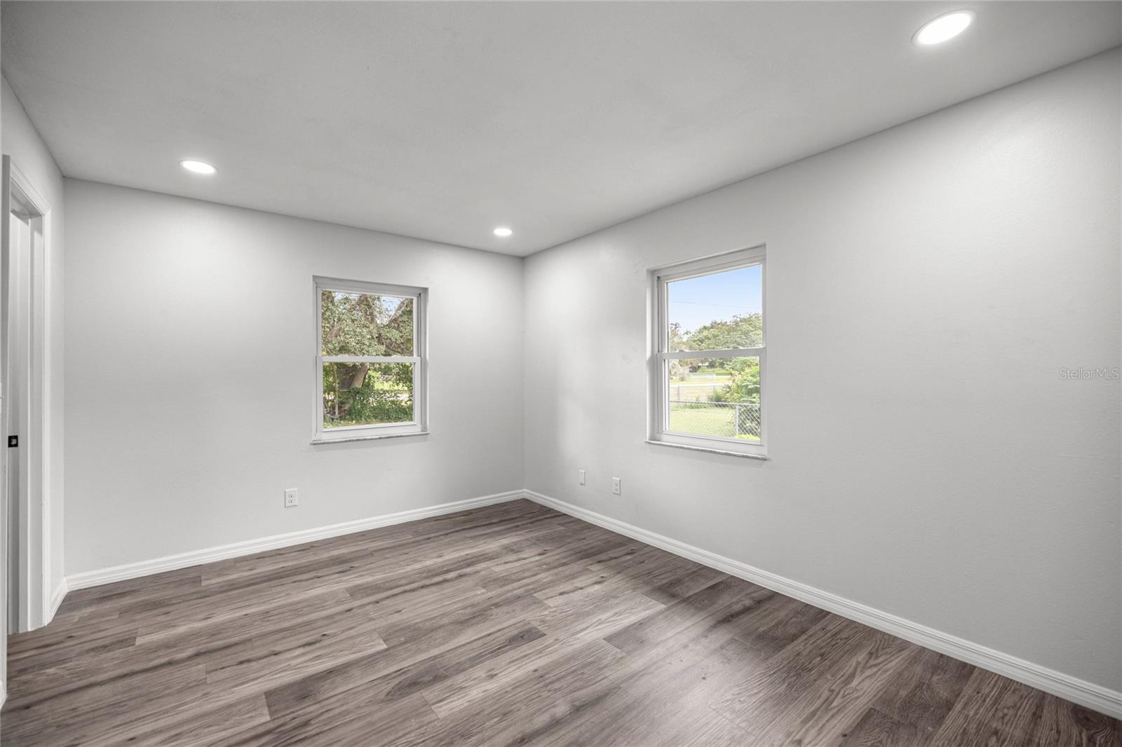 Image 18 of 36 For 5 Bahia Court Trace