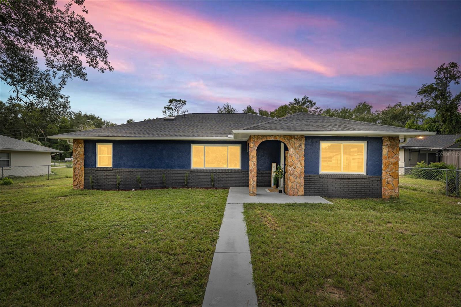 Image 34 of 36 For 5 Bahia Court Trace