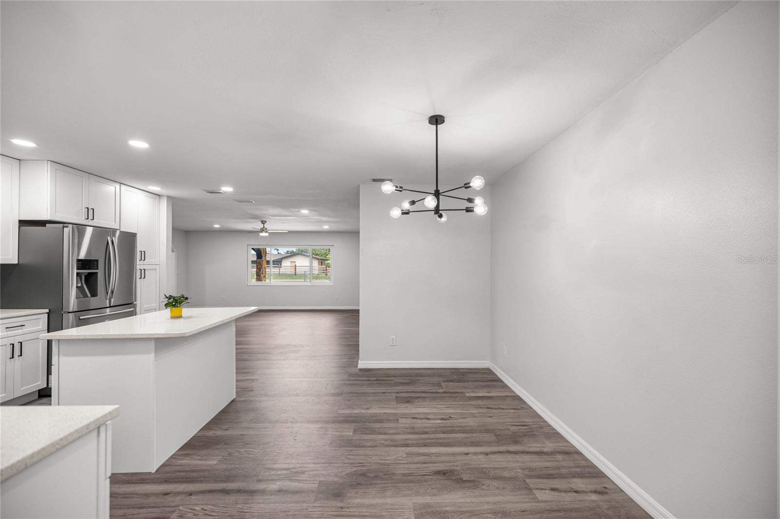 Image 4 of 36 For 5 Bahia Court Trace