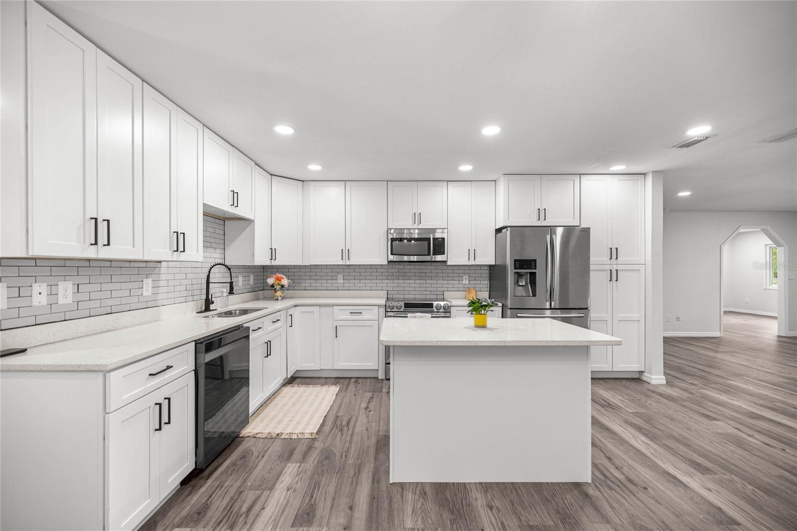 Image 5 of 36 For 5 Bahia Court Trace