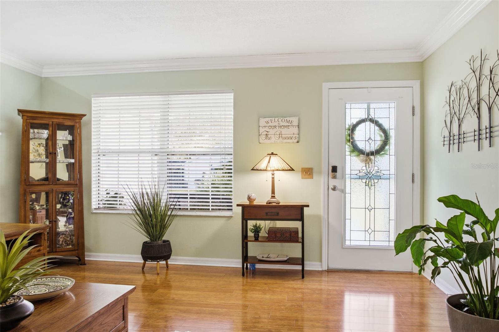 Image 10 of 60 For 9505 171st Argyll Street