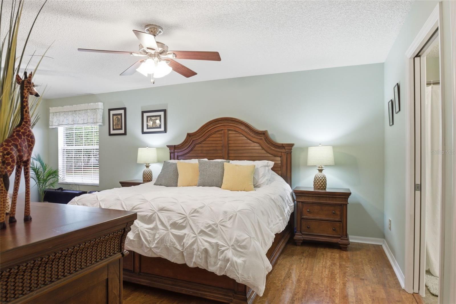 Image 30 of 60 For 9505 171st Argyll Street