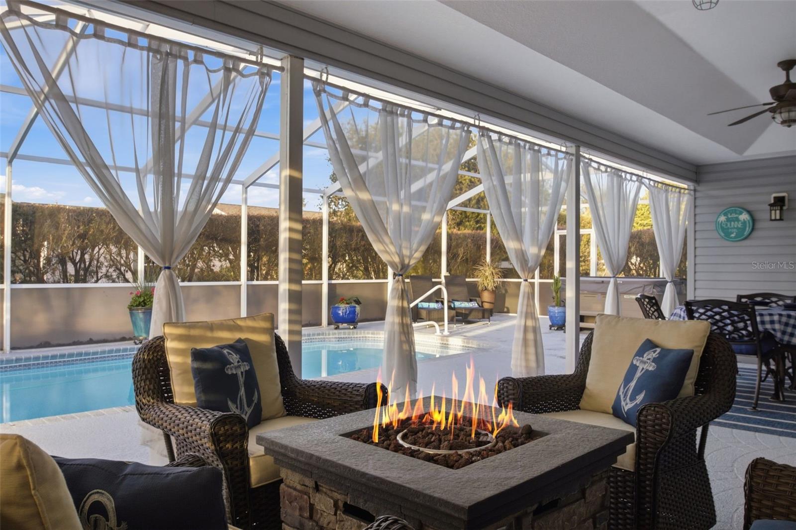 Image 39 of 60 For 9505 171st Argyll Street