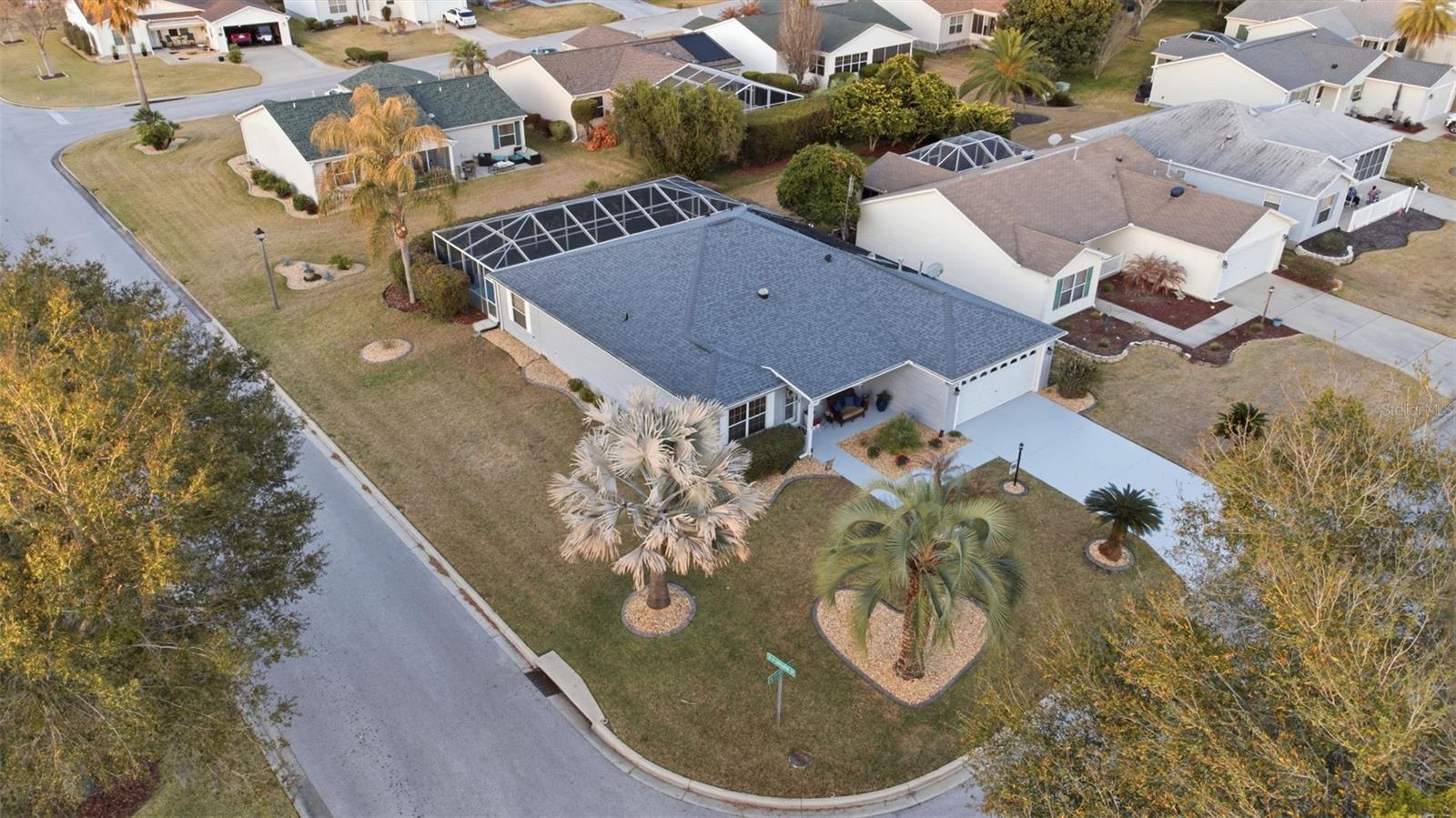 Image 4 of 60 For 9505 171st Argyll Street