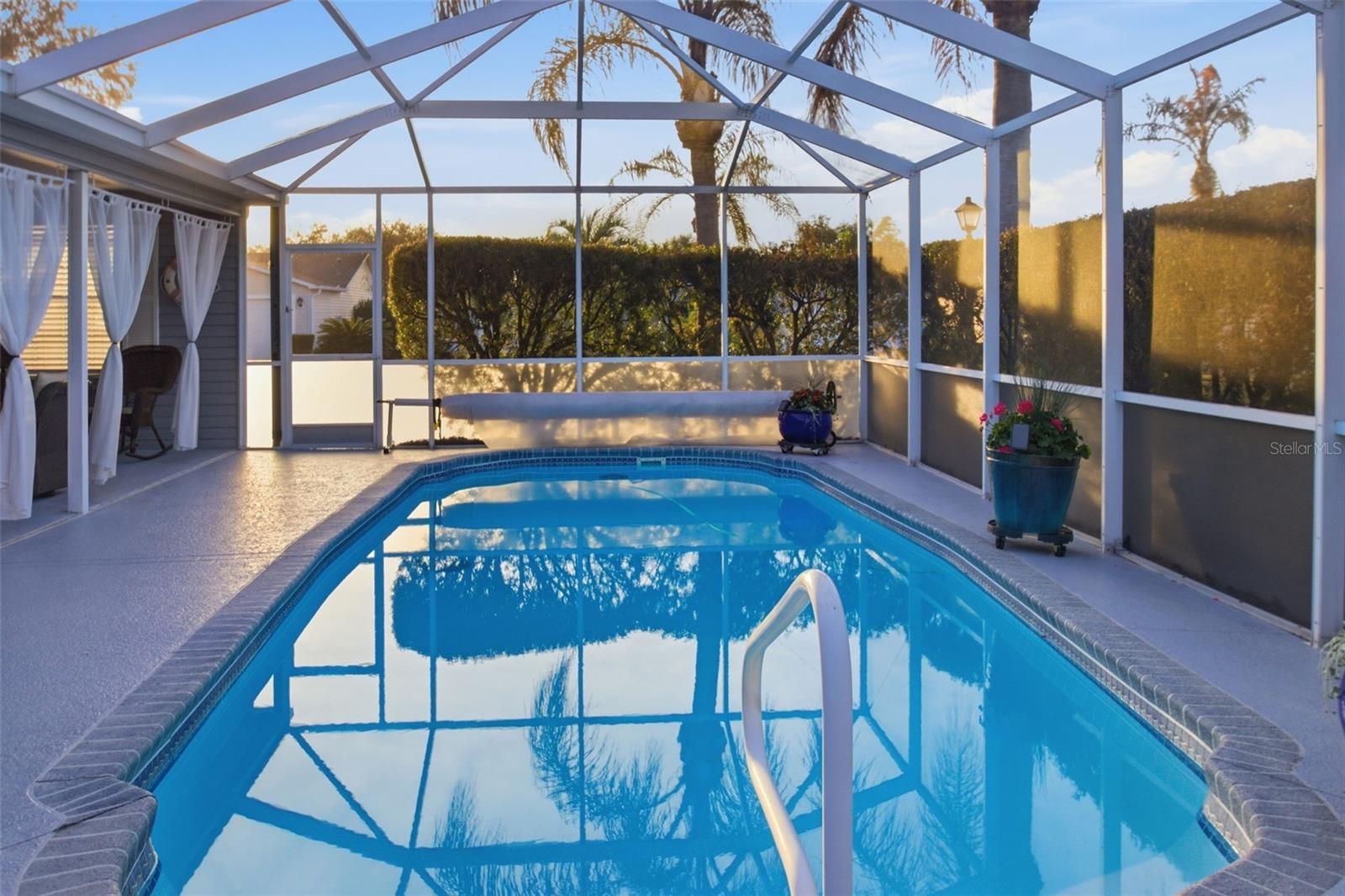 Image 42 of 60 For 9505 171st Argyll Street