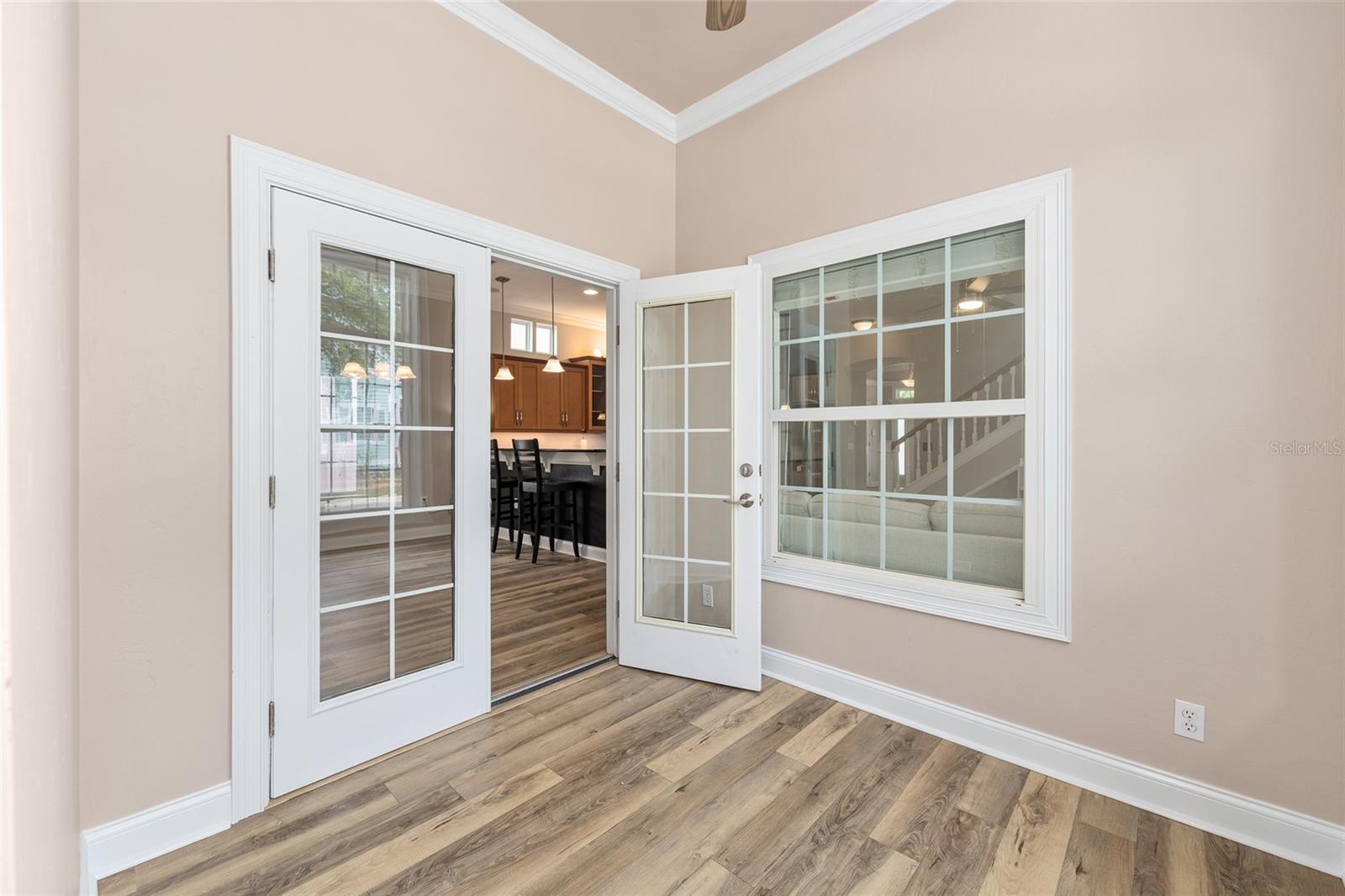 Image 21 of 47 For 1061 50th Terrace