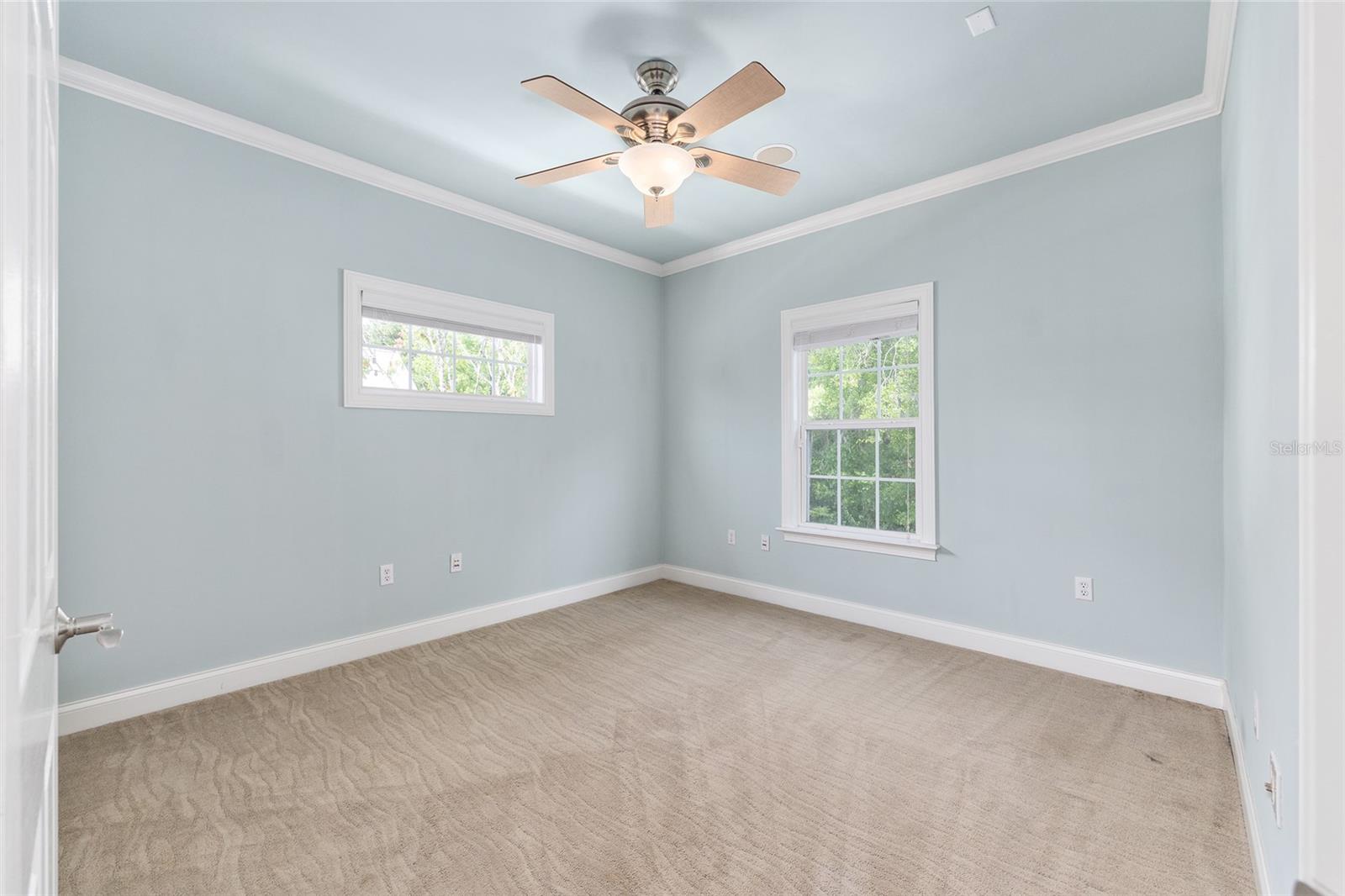 Image 33 of 47 For 1061 50th Terrace