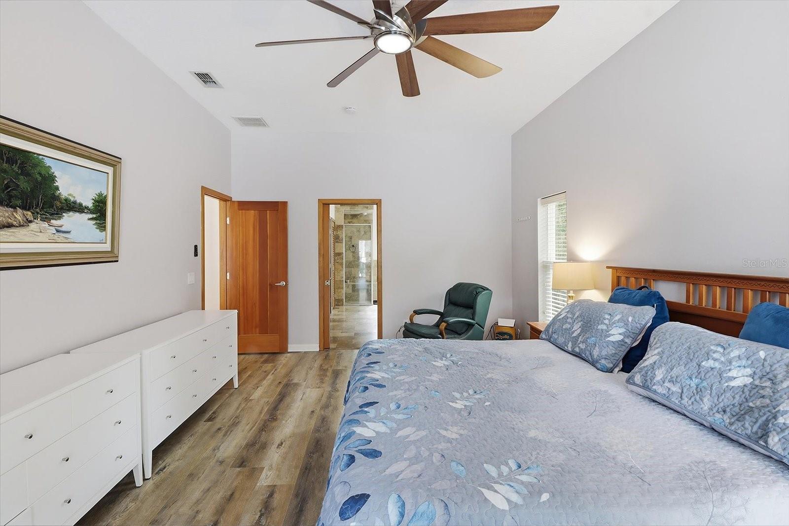 Image 21 of 48 For 11405 Honey Jorden Point