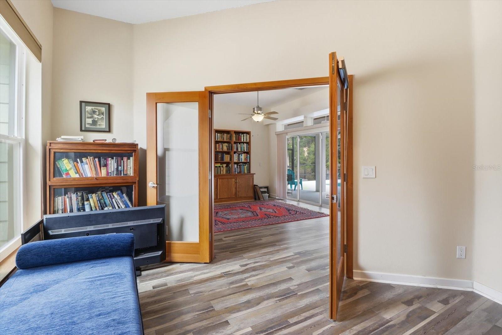 Image 7 of 48 For 11405 Honey Jorden Point