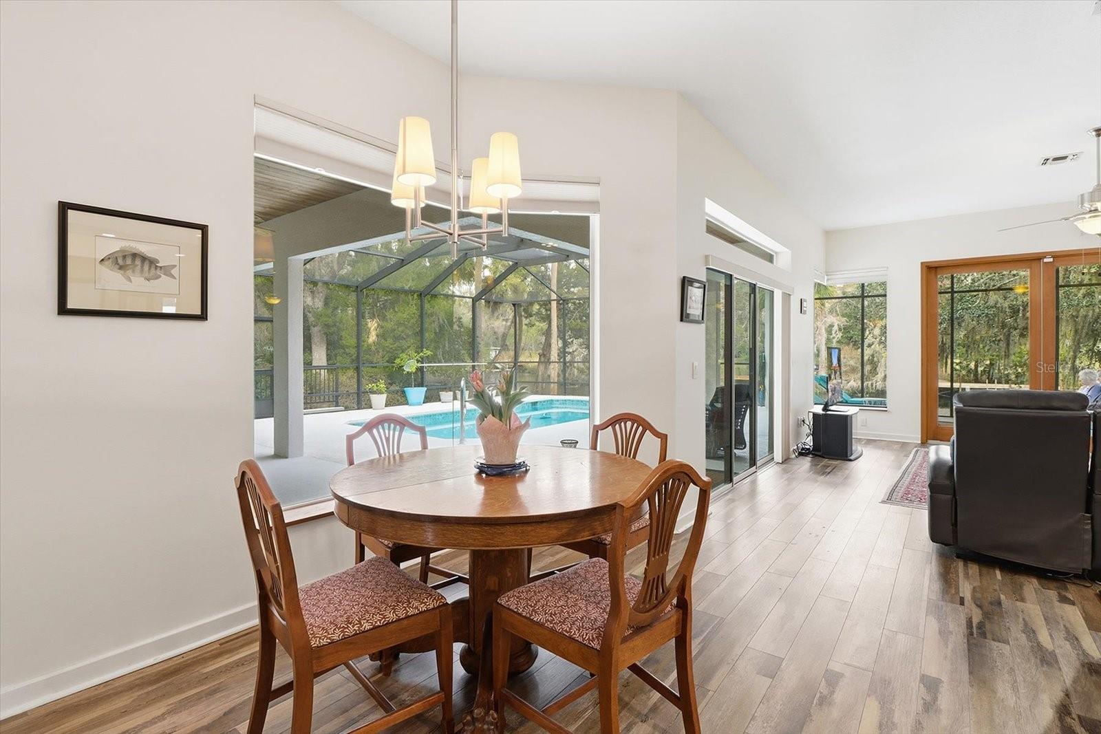 Image 8 of 48 For 11405 Honey Jorden Point