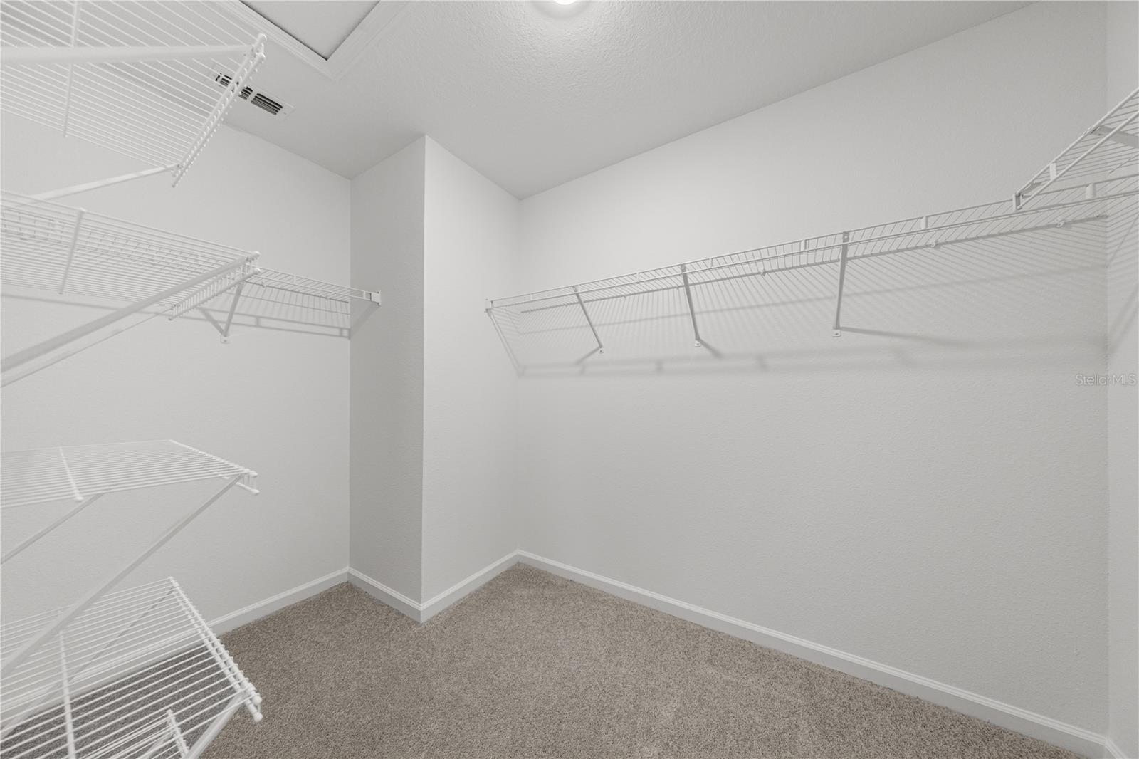 Image 18 of 25 For 4903 81st Loop