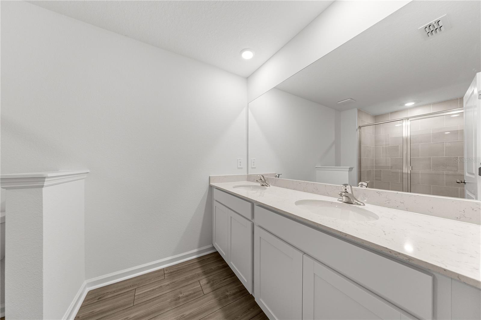 Image 20 of 25 For 4903 81st Loop