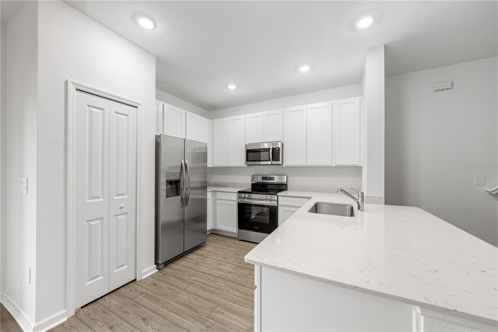 Image 5 of 25 For 4903 81st Loop