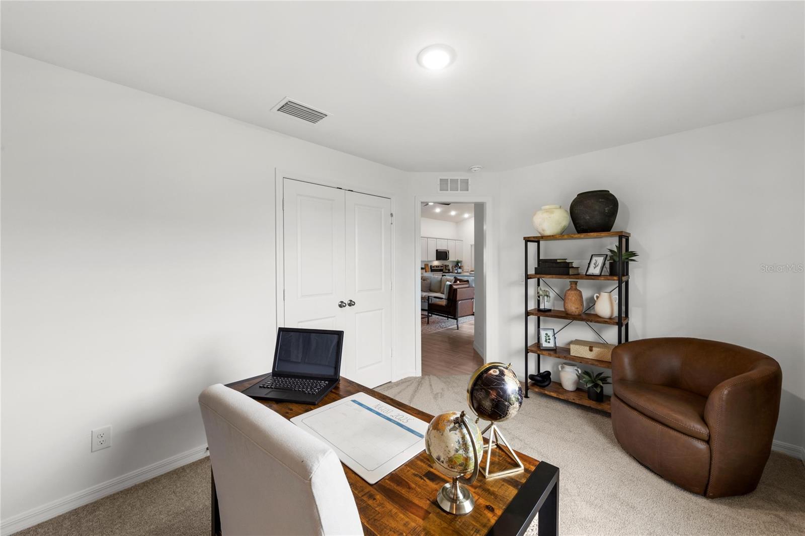 Image 3 of 20 For 11590 Condor Drive