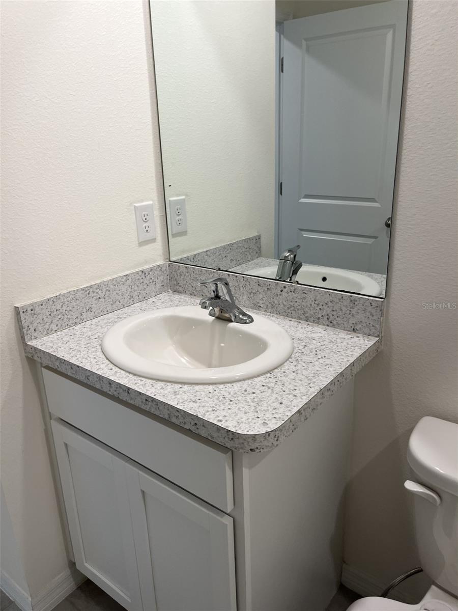 Image 5 of 26 For 8471 Clearway Drive