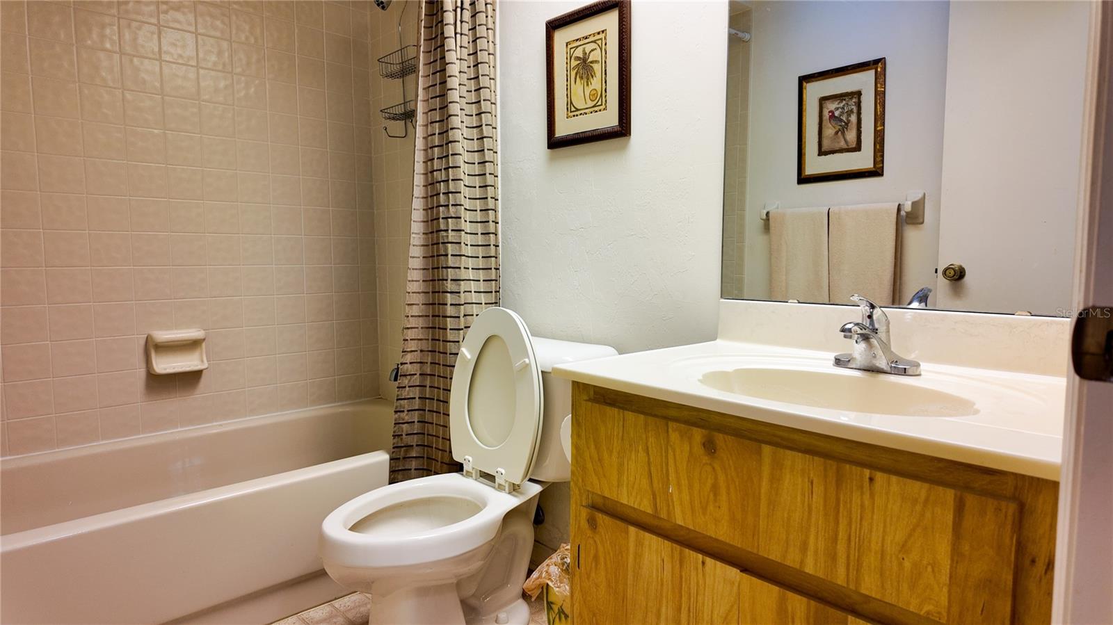 Image 11 of 26 For 810 Gilchrist Court 3b