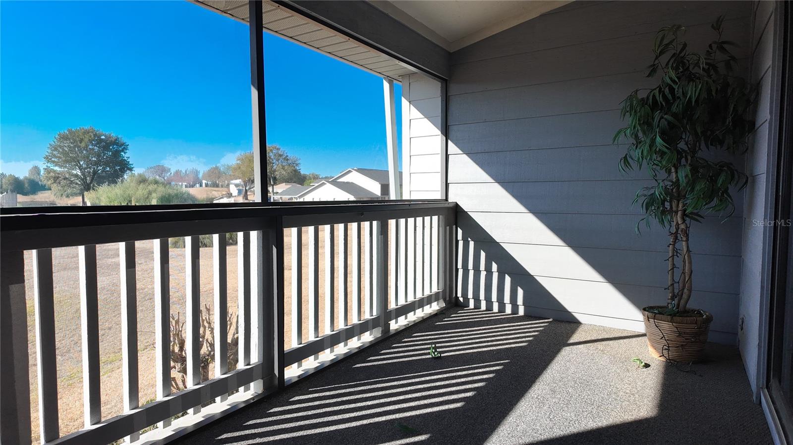 Image 14 of 26 For 810 Gilchrist Court 3b