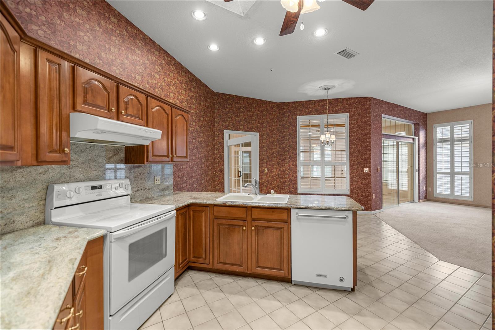 Image 23 of 41 For 4111 30th Court