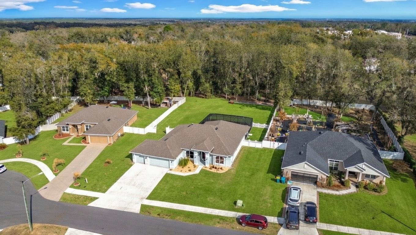 Image 3 of 58 For 904 Paso Alley