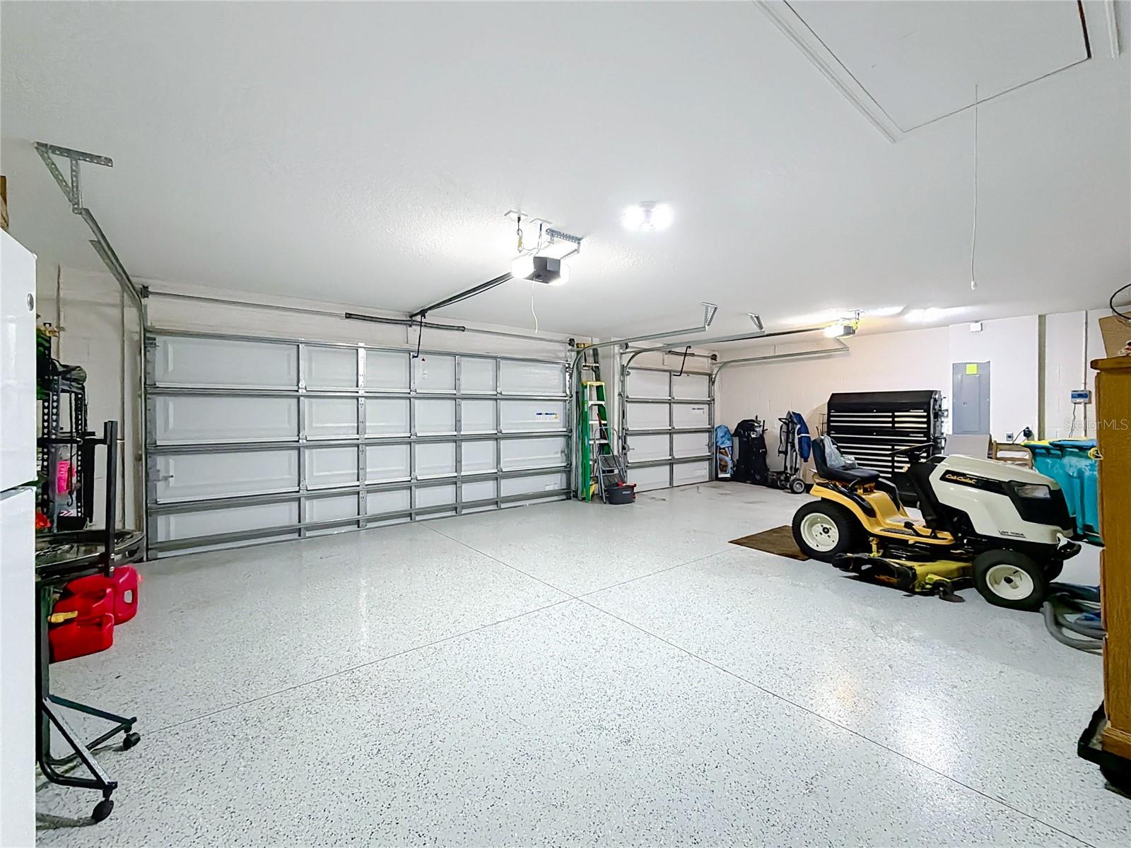 Image 45 of 58 For 904 Paso Alley