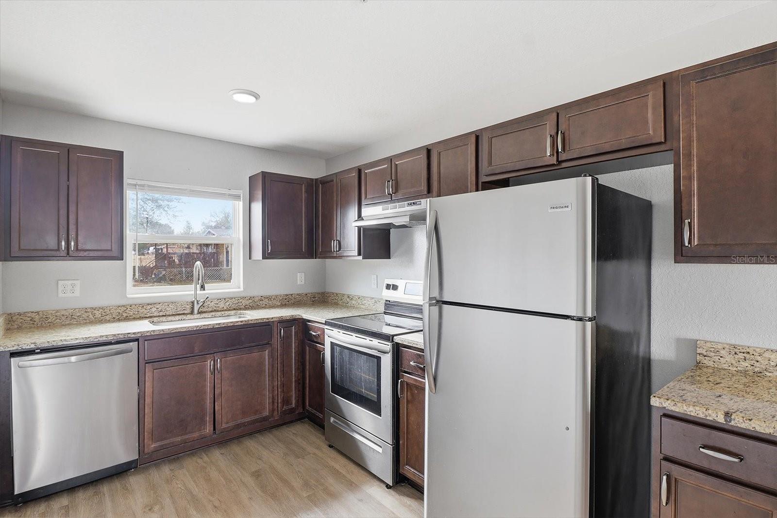 Image 14 of 30 For 12 Walnut Road