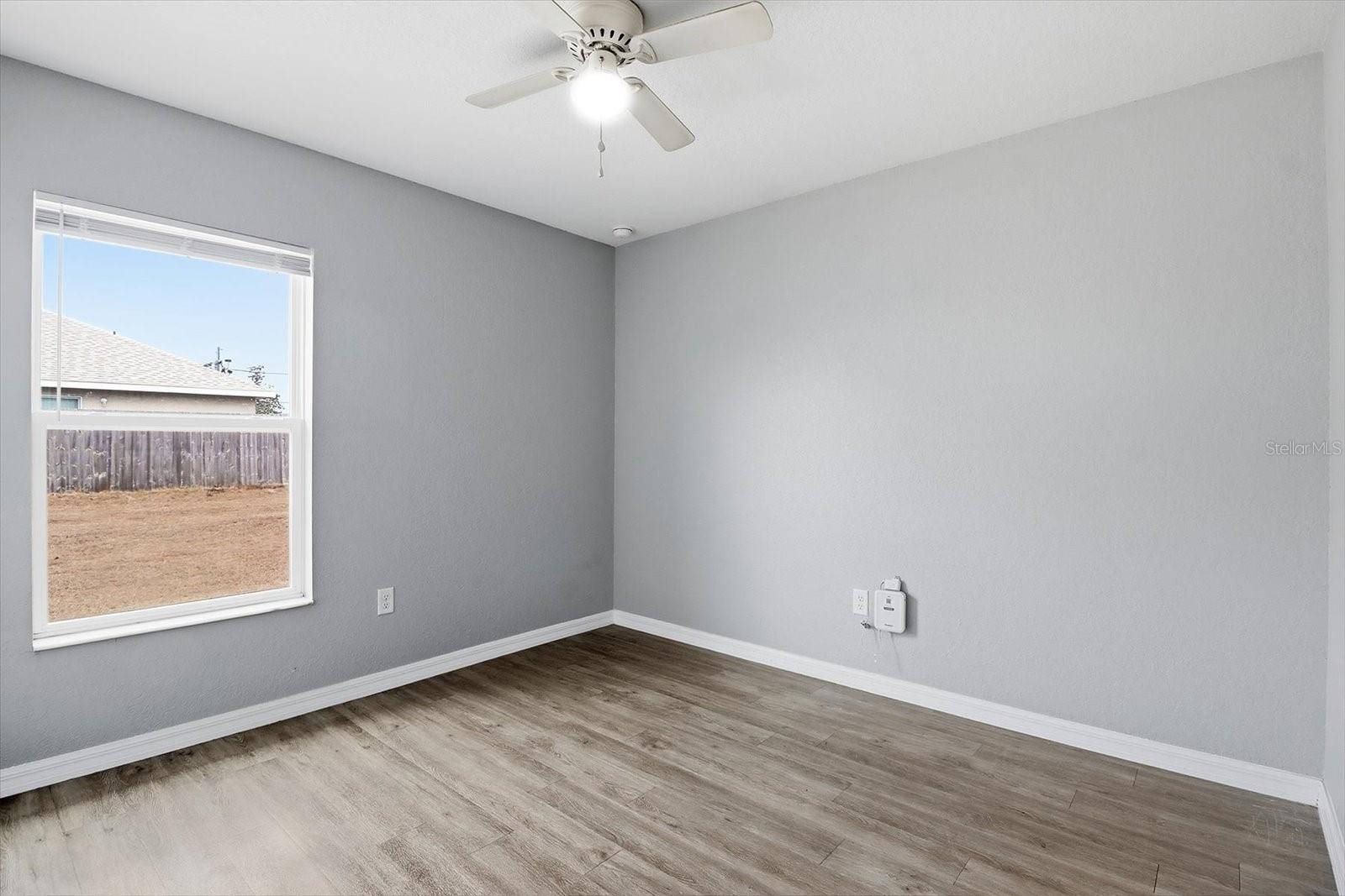 Image 17 of 30 For 12 Walnut Road