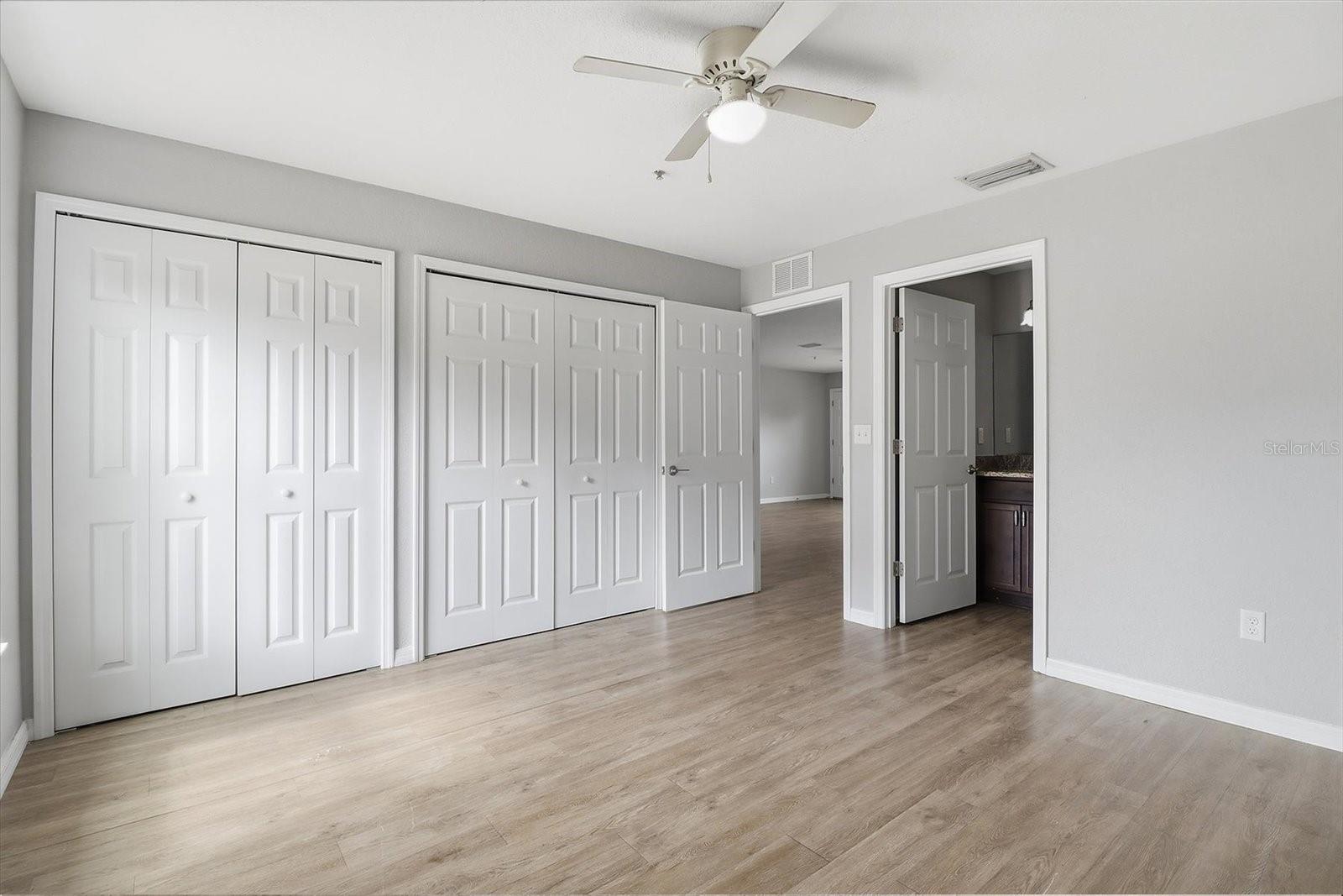 Image 21 of 30 For 12 Walnut Road