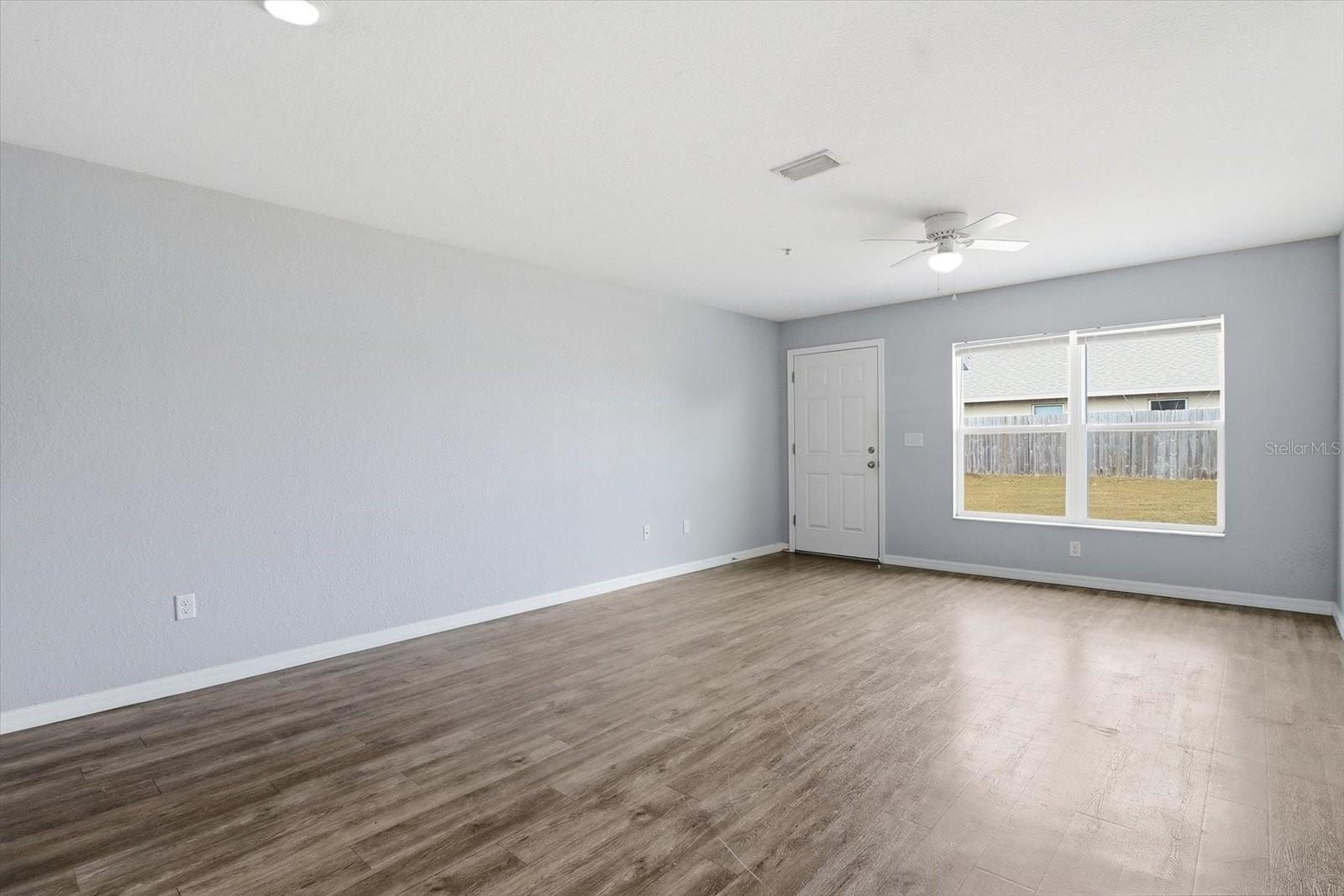 Image 9 of 30 For 12 Walnut Road