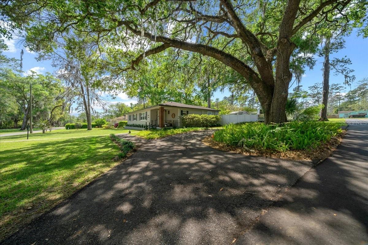 Image 11 of 64 For 1228 17th Terrace