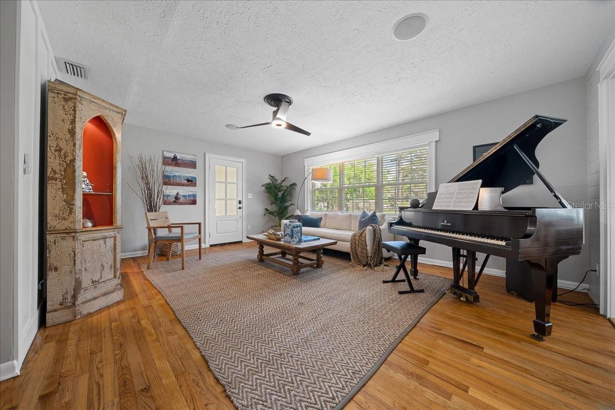 Image 31 of 64 For 1228 17th Terrace