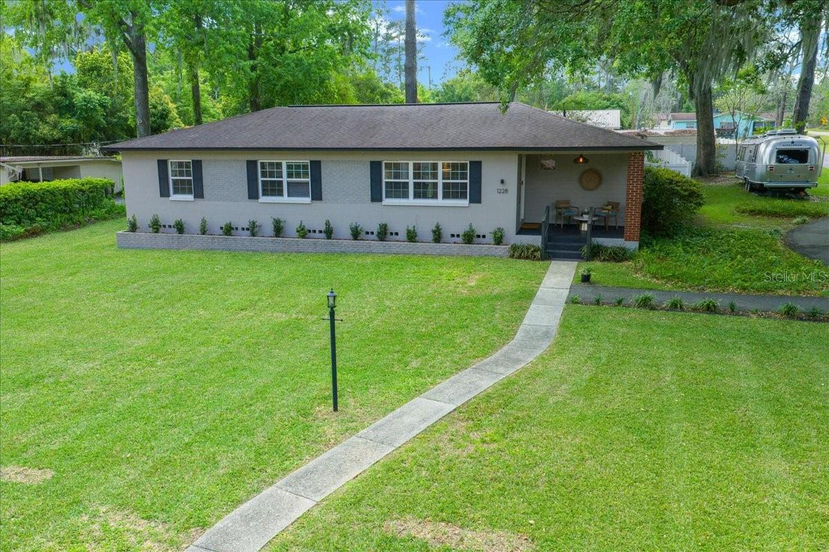 Image 4 of 64 For 1228 17th Terrace