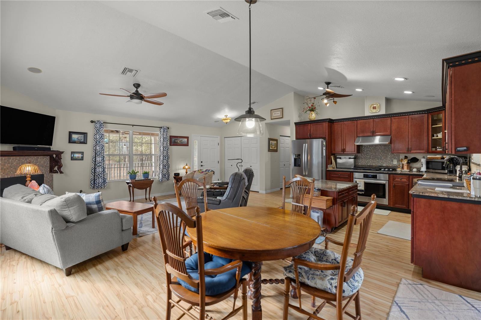 Image 10 of 25 For 6821 209th Avenue