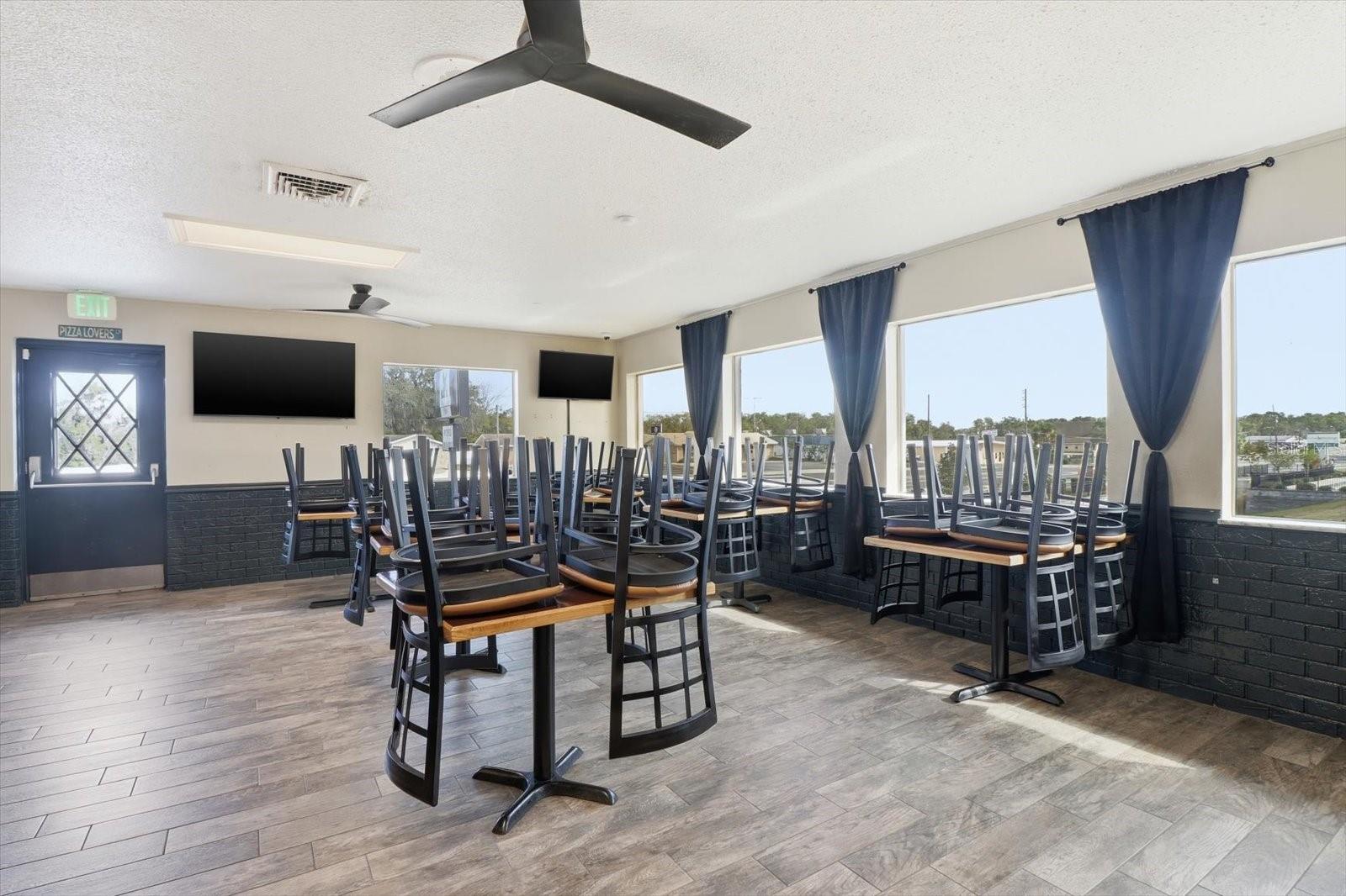 Image 16 of 53 For 859 Us Hwy 41 South