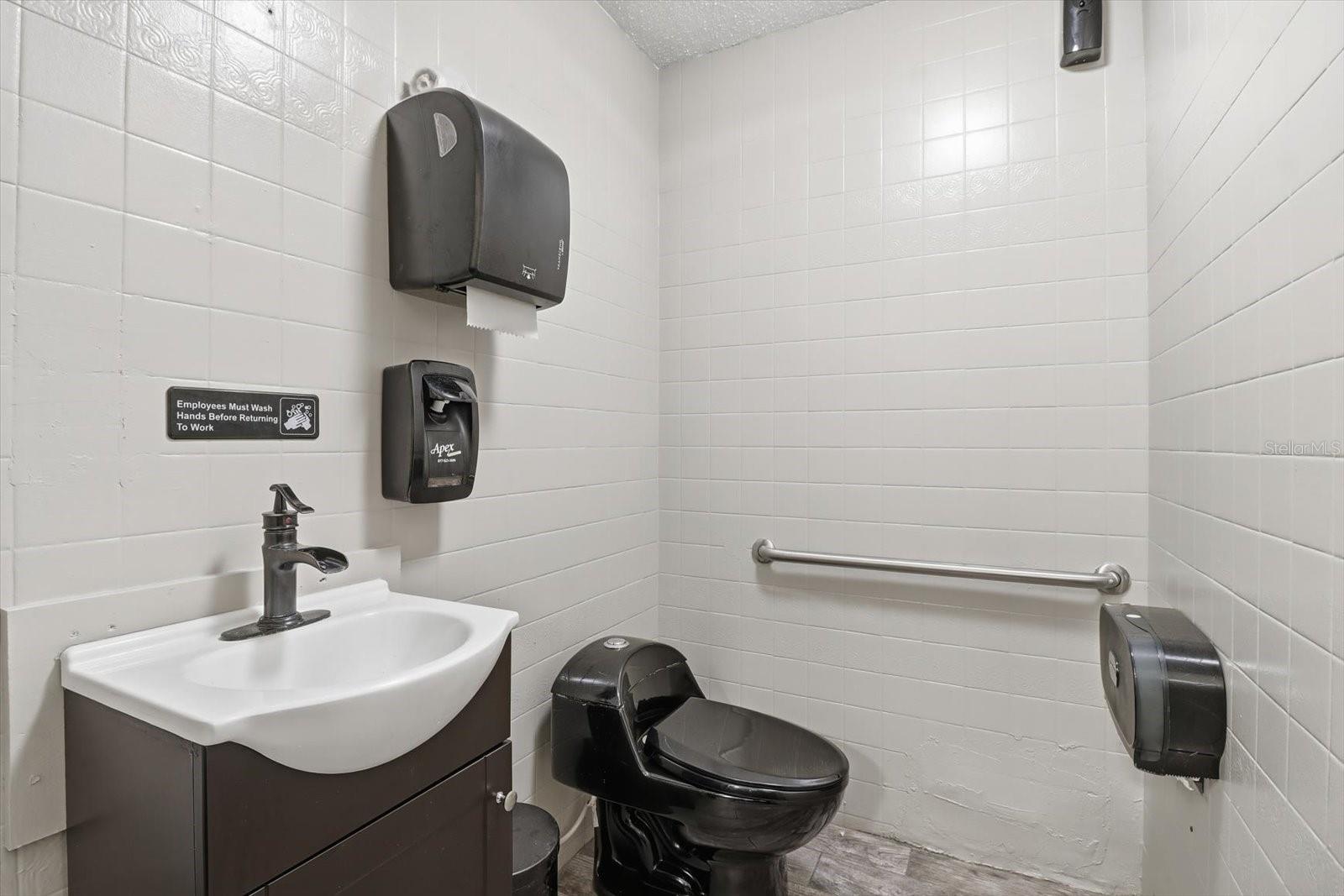 Image 35 of 53 For 859 Us Hwy 41 South