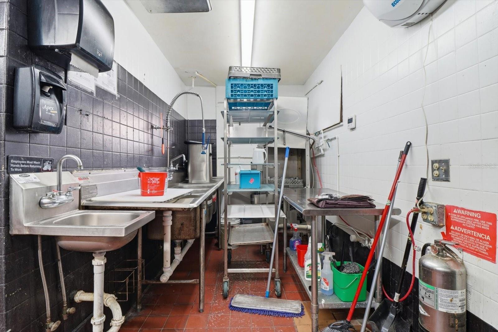 Image 39 of 53 For 859 Us Hwy 41 South